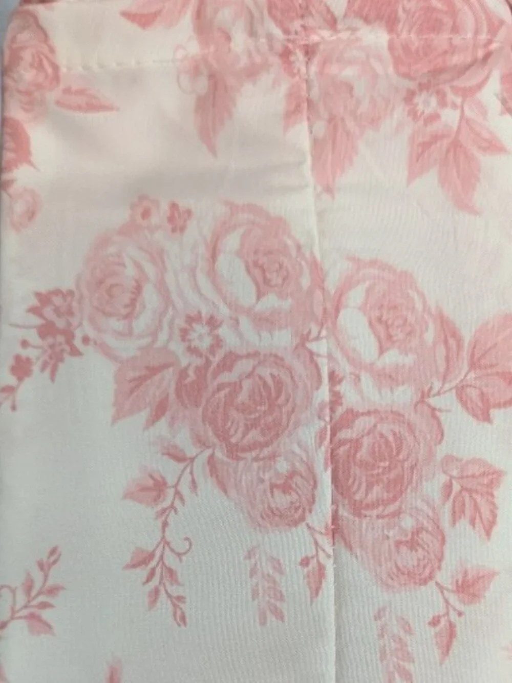 NWT Harlow & Wren Full 4-Piece Sheet Set - Tonal Floral Pink with Scalloped Hem